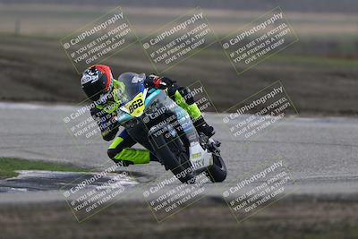 media/Nov-29-2025-TrackDaz (Sat) [[10ae2d9bce]]/B Group/Session 3 (Outside Grapevine)/